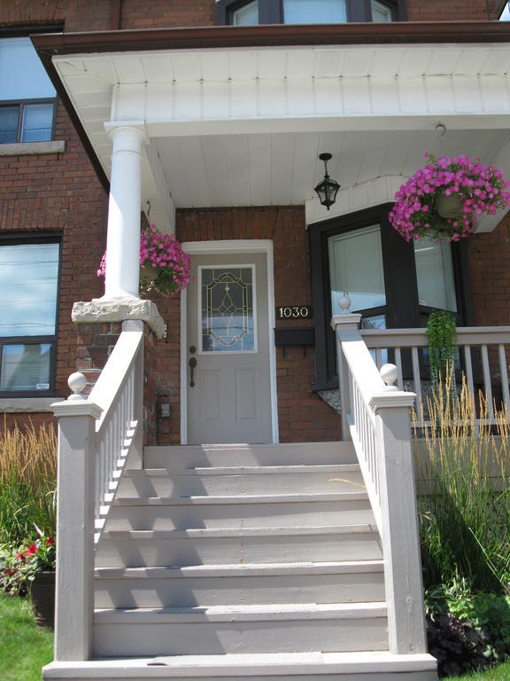 Rose Garden Bed And Breakfast Toronto Exteriör bild